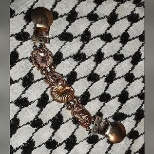 Vintage Gold Tone Sweater Cinch Clip